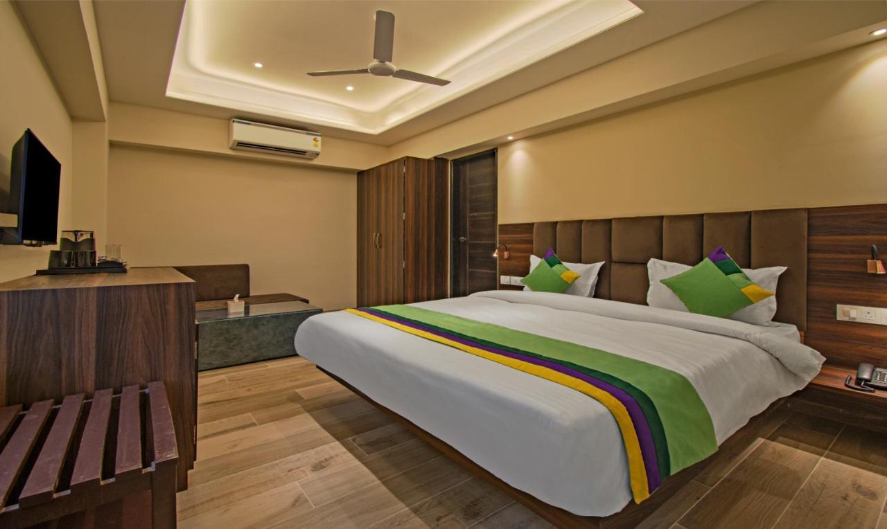 Treebo Pink City Grand Jaipur Eksteriør billede