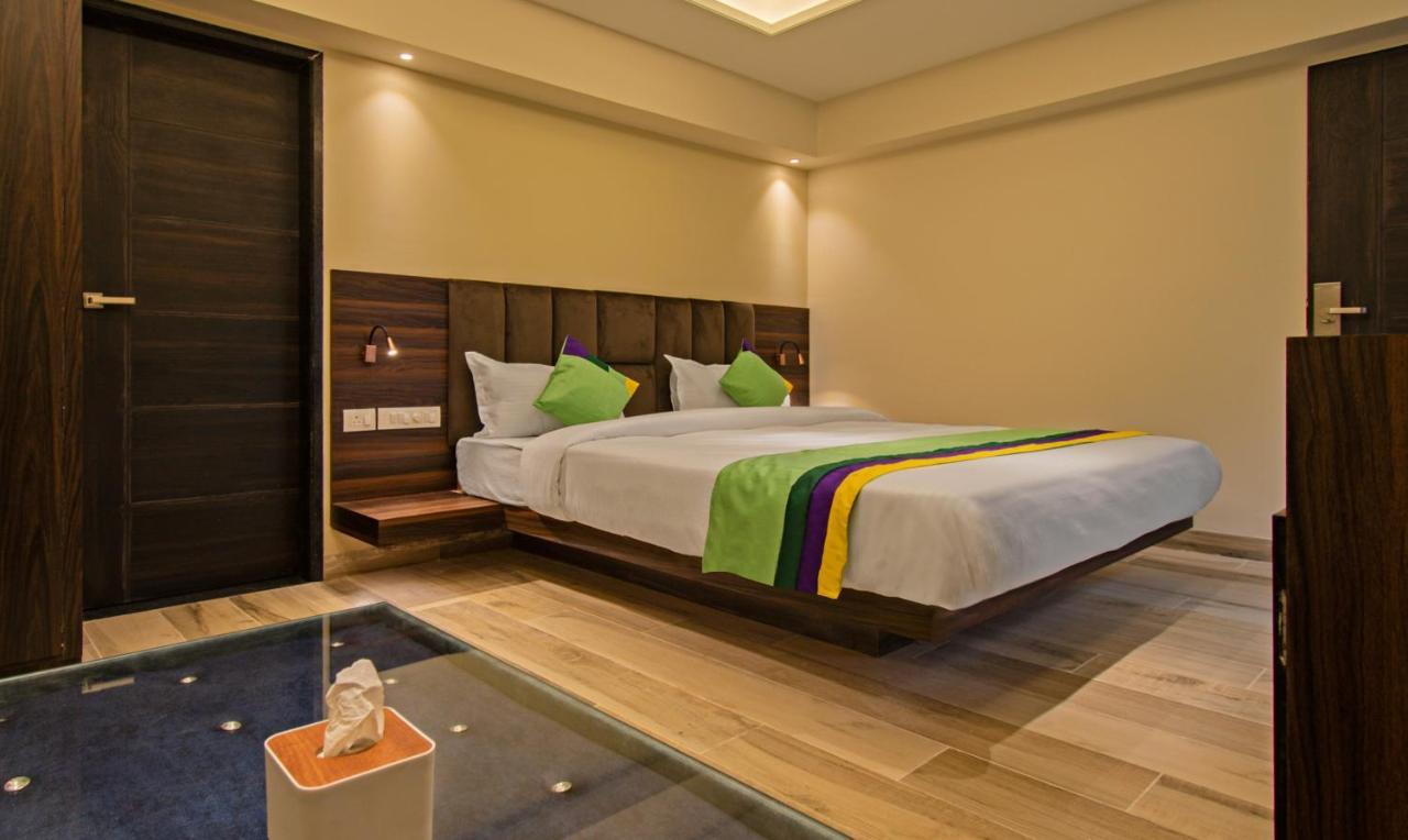 Treebo Pink City Grand Jaipur Eksteriør billede